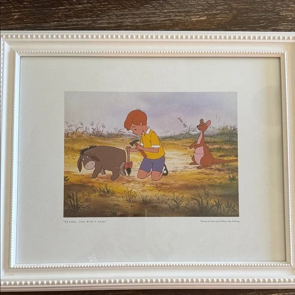 Classic Winnie the Pooh Framed Art Print - Cream - Picture 3 of 3
